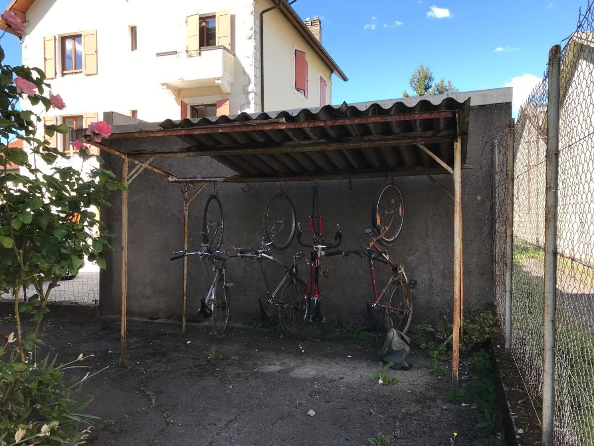 Un Petit Bout De Reve, Balcon, Parking & Proche Centre Appartement Annecy Buitenkant foto