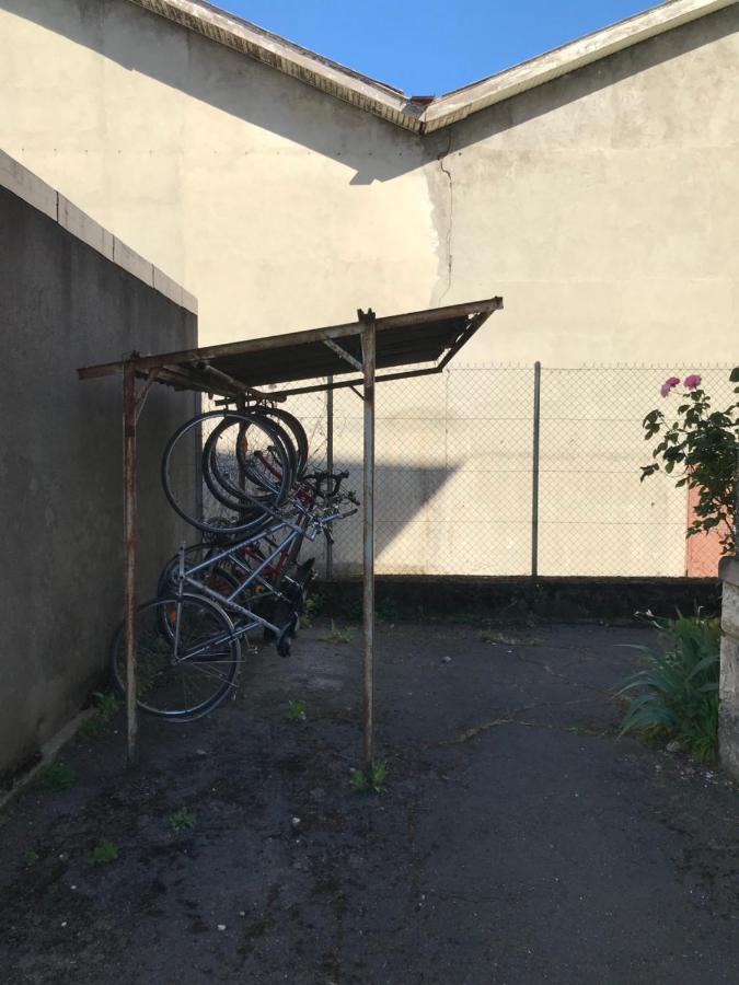 Un Petit Bout De Reve, Balcon, Parking & Proche Centre Appartement Annecy Buitenkant foto